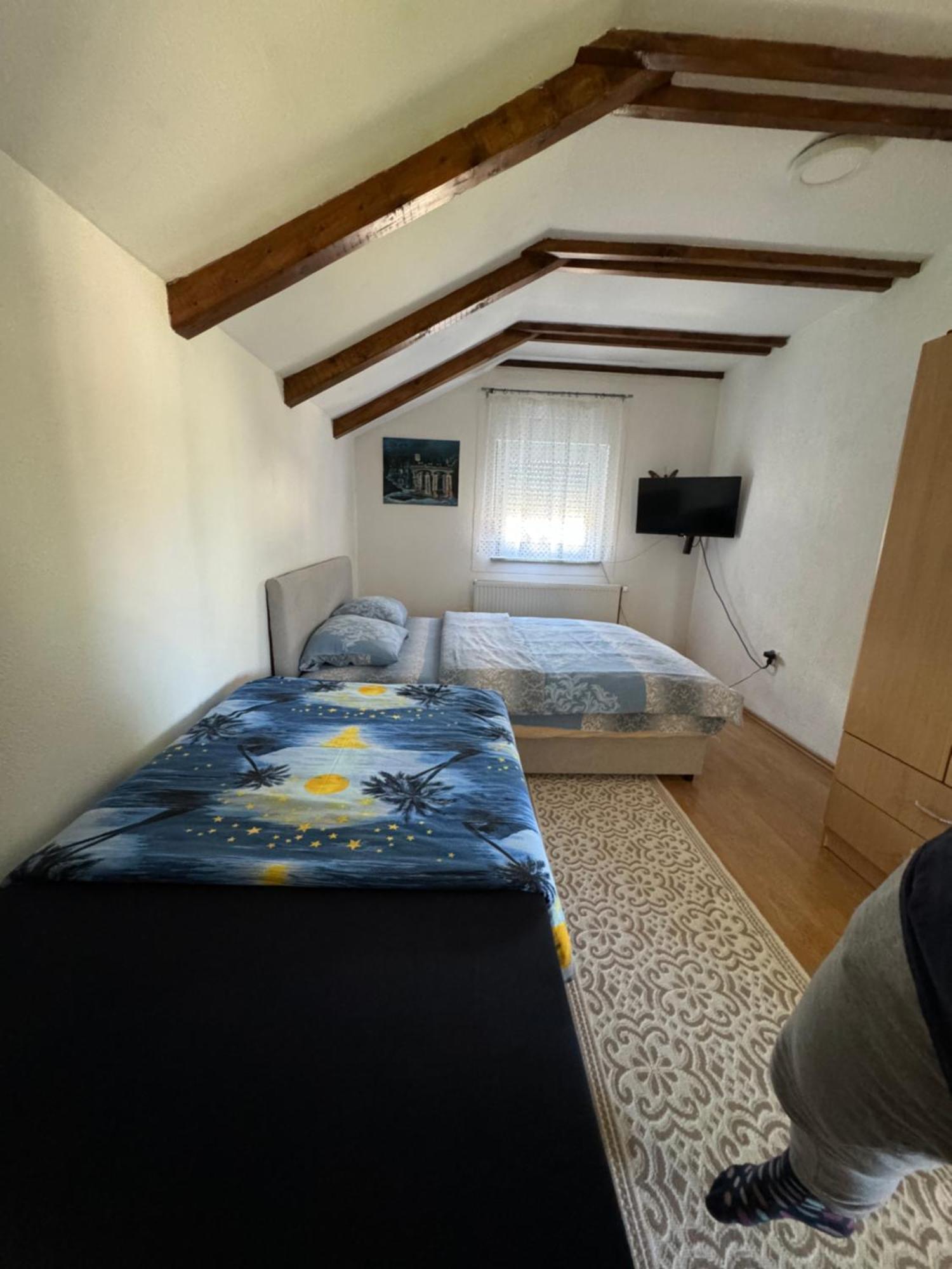 Apartments Aida Bihać Екстериор снимка