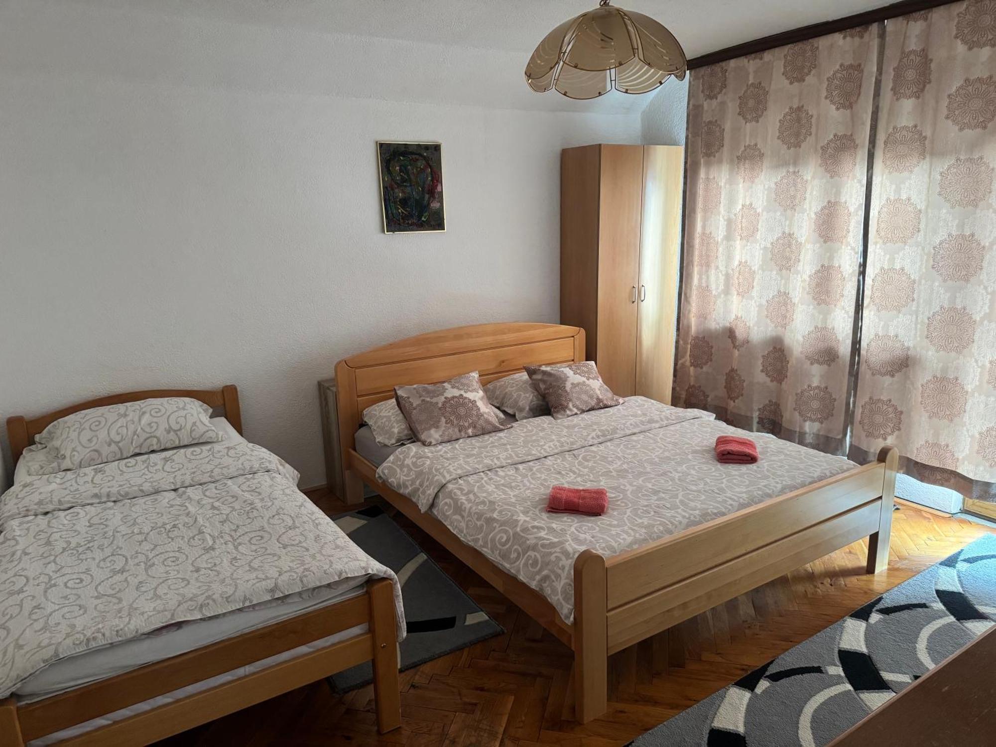 Apartments Aida Bihać Екстериор снимка