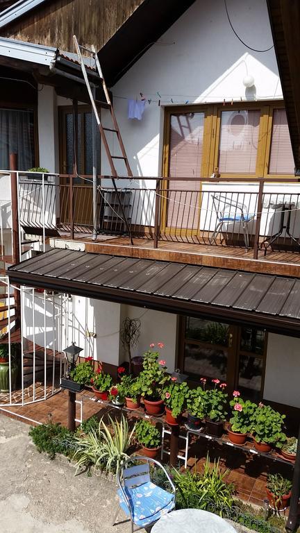 Apartments Aida Bihać Екстериор снимка